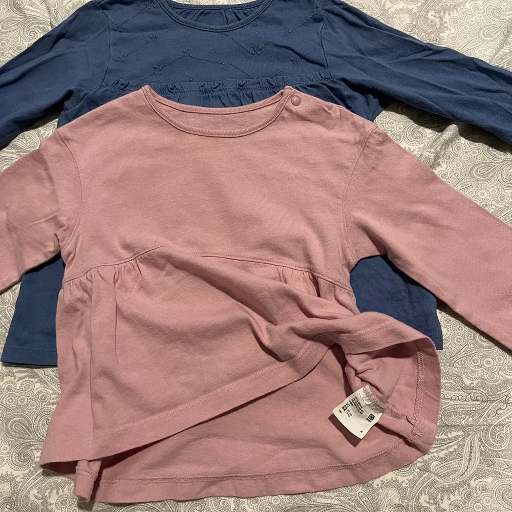 BUNDLE of 5 Toddler long sleeved tops Size 3T - Picture 2 of 6